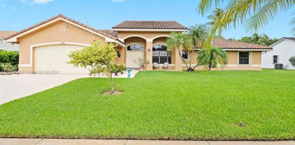 450 Nw 195th Ave, Pembroke Pines