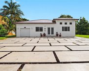 281 Hammond Dr, Miami Springs image