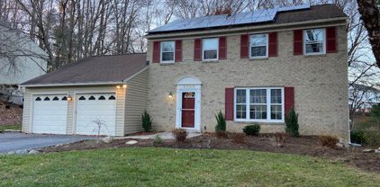 3833 Dahlgren Ct, Ellicott City