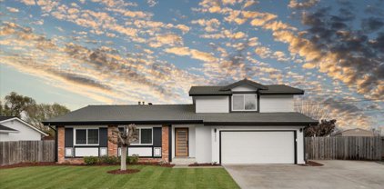 8456 Wicklow Ln, Dublin