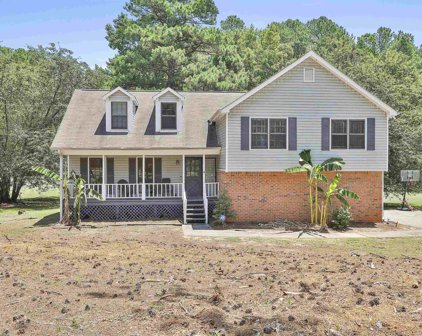 155 Country Squire Dr., Fayetteville
