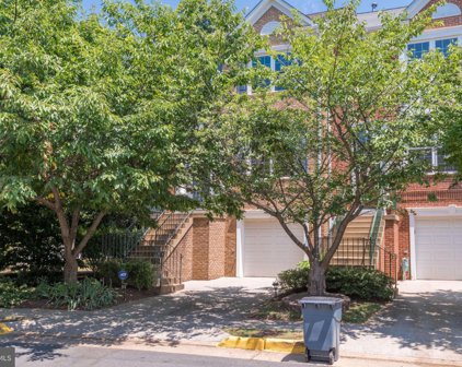 12010 Edgemere Cir, Reston