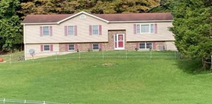 55 Hunts School Rd, Green Twp.