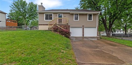 5012 NW Downing Street, Blue Springs