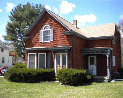 226 Commonwealth Rd., Wayland