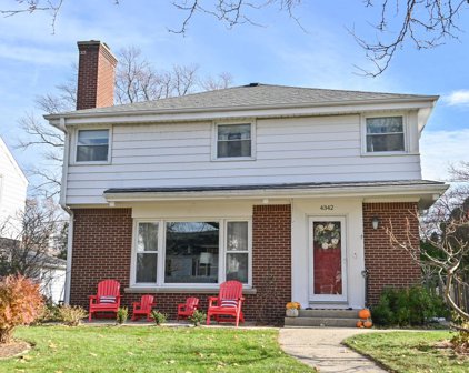 4342 North Marlborough Drive, Shorewood