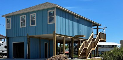 2045 County Road 201, Sargent
