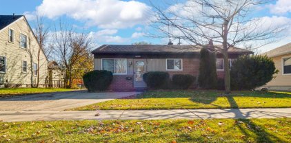 16338 CURTIS, Roseville