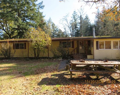 13016 Military Road SE, Rainier
