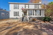 9099 Pitcairn  Drive, Tega Cay image