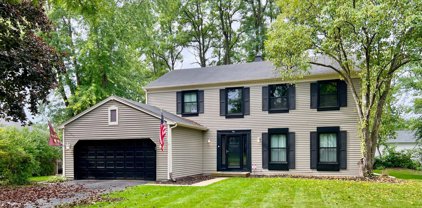 1 Melrose Court, Fox River Grove