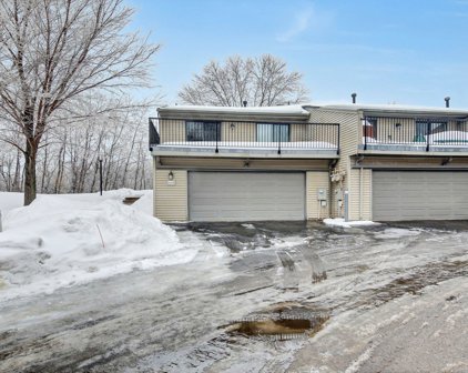 4468 Arden View Court, Arden Hills