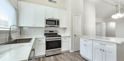 2727 S Brompton Drive, Pearland