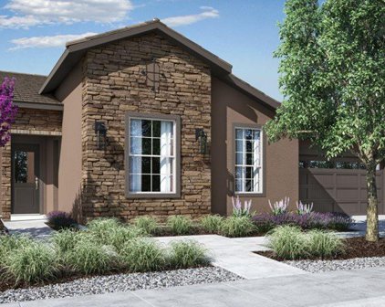 3202 Whispering Brook, Shafter