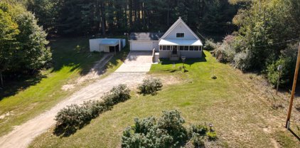 9262 Mohican Trail, Evart