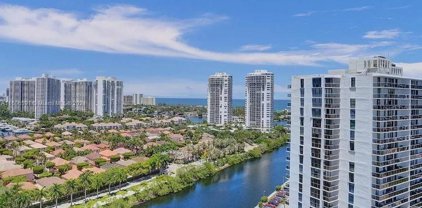 3675 N Country Club Dr Unit #2110, Aventura