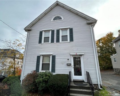 6 Downs Street, Danbury