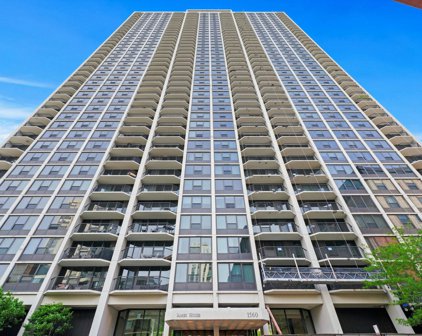 1560 N Sandburg Terrace Unit #2008, Chicago