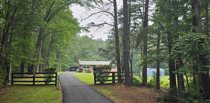 5798 Jefferson Mill Rd, Scottsville