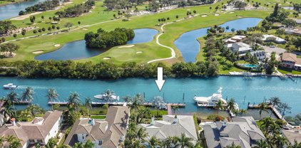 792 Harbour Isles Court, North Palm Beach