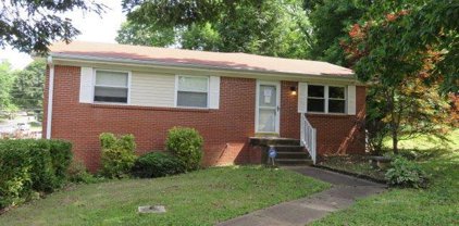 305 Southern Dr, Clarksville