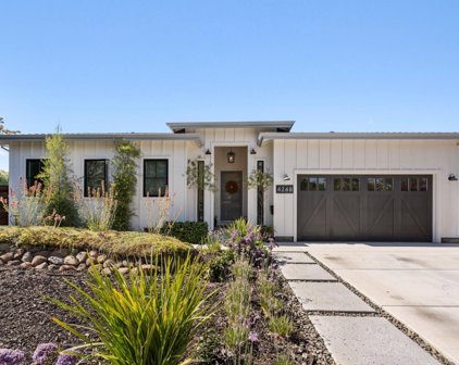 4248 Los Palos Place, Palo Alto