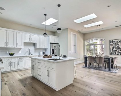 698 Terrace AVE, Half Moon Bay
