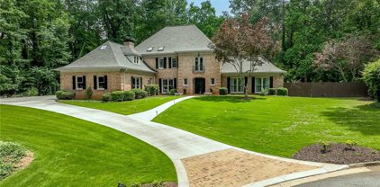 8220 Tynecastle Drive, Sandy Springs