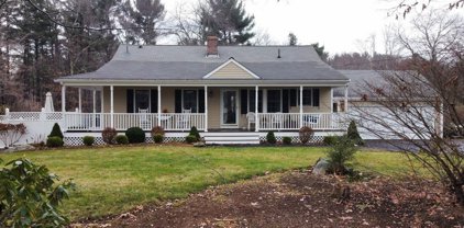 16 Old Lowell Road, Westford