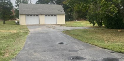 12531 Five Mile Rd, Fredericksburg