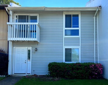 26 Regis Cir, Sterling