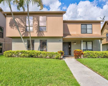 414 Sandtree Dr, Palm Beach Gardens