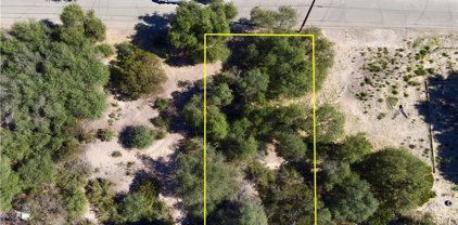 3095 7th Street, Clearlake