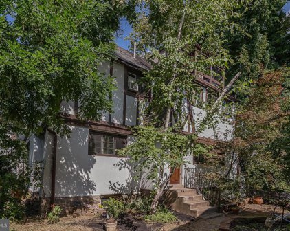 6 Balwyn Pl, Bala Cynwyd