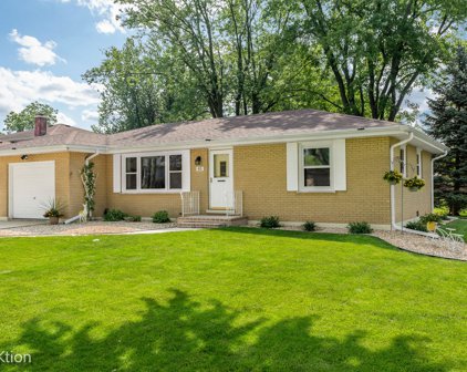 45 W 56Th Place, Westmont