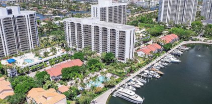 3610 Yacht Club Dr Unit #1214, Aventura