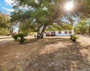 815 Eagle Creek Dr, Floresville image