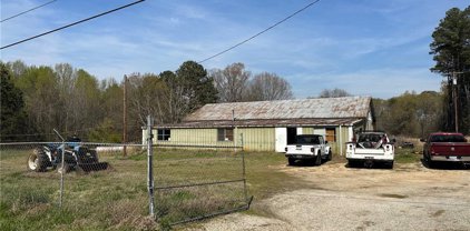 3221 Abbeville Highway, Anderson
