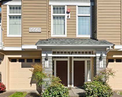 556 Anacortes Court NE Unit #103, Renton