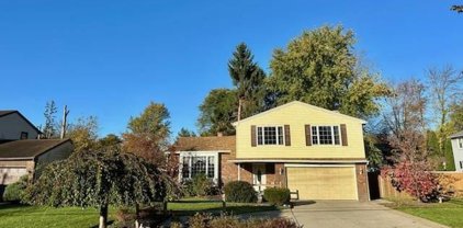756 Campbell Boulevard, Amherst