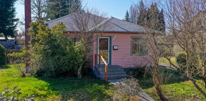 1859 Bigelow Avenue NE, Olympia
