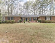 5924 Wesleyan, Macon image