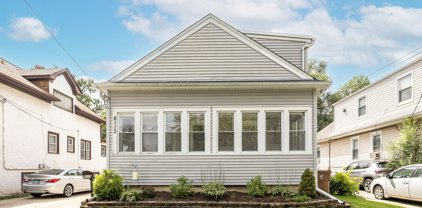 8113 W 30Th Street, North Riverside