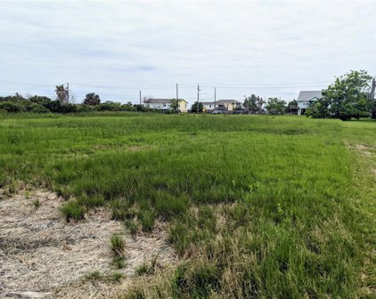 229 Ostermeyer Road, Galveston