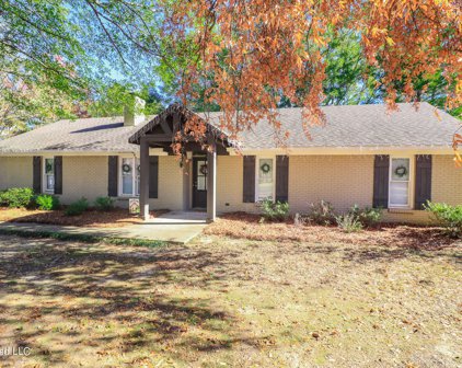 7624 Old Canton Rd Road, Madison