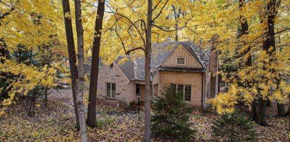 19065 Lothmoor Dr Unit Lowr, Brookfield