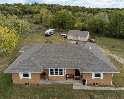 7001 S Hillside School Road, Oak Grove