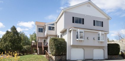 212 Algonquin Trail Unit 212, Ashland