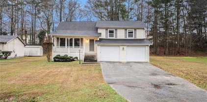 5930 Bluebonnet Circle, College Park