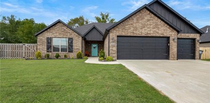 2002 Riverstone  Drive, Fayetteville